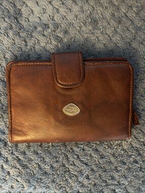 The Trend Brown Leather Zip & Snap Wallet